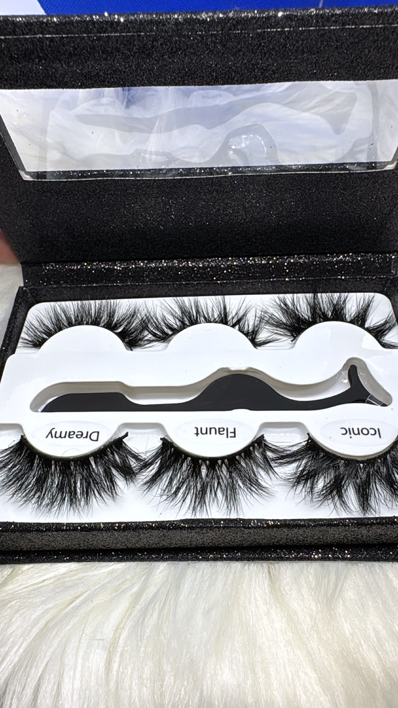 NEW Mini Lash Book