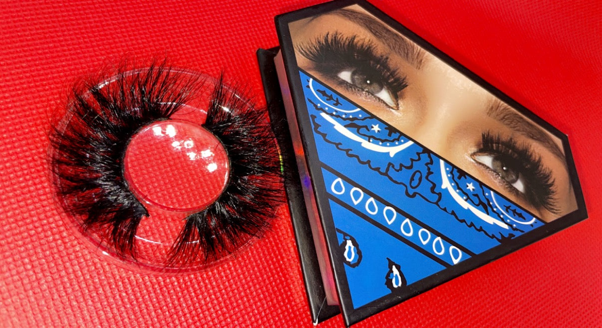Load video: Mink lashes